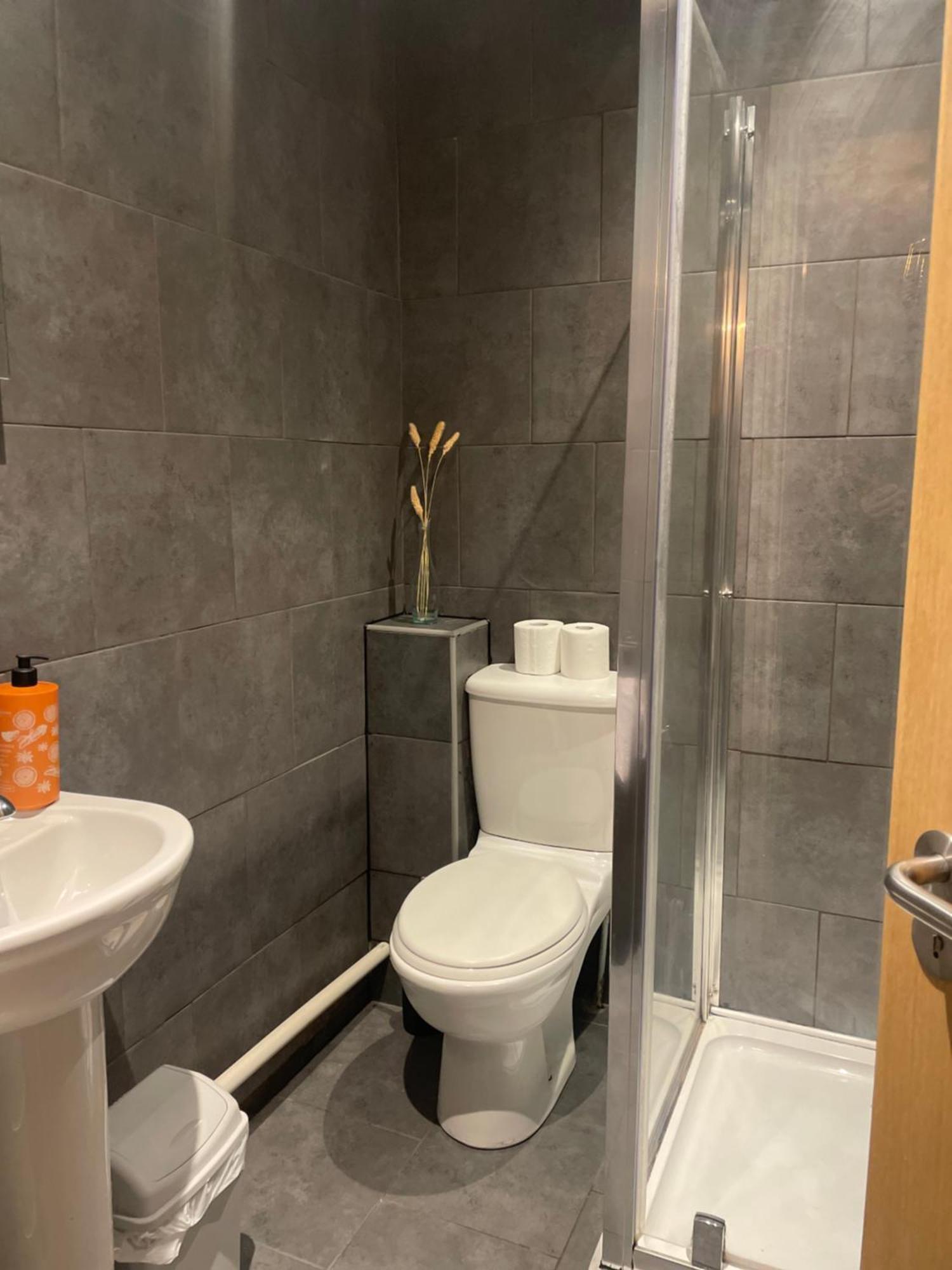 Апартаменты 69D Victoria Street Шефилд Экстерьер фото